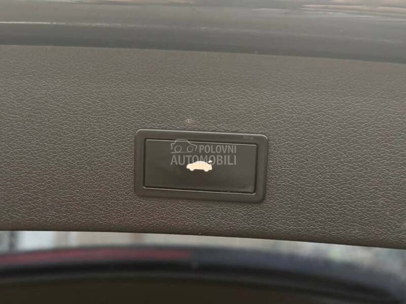 Audi Q5 2.0TDI -  kompletan auto u delovima