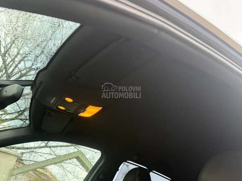 Audi Q5 2.0TDI -  kompletan auto u delovima