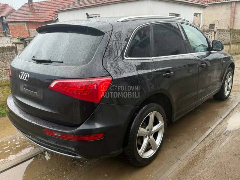 Audi Q5 2.0TDI -  kompletan auto u delovima