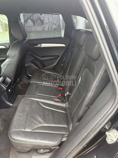 Audi Q5 2.0TDI -  kompletan auto u delovima