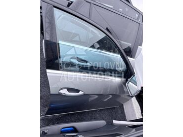 prednja desna vrata za Mercedes Benz E Klasa od 2009. do 2015. god.