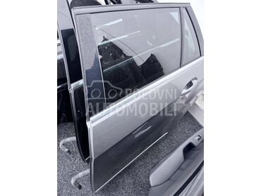 zadnja leva vrata za Mercedes Benz E Klasa od 2009. do 2015. god.