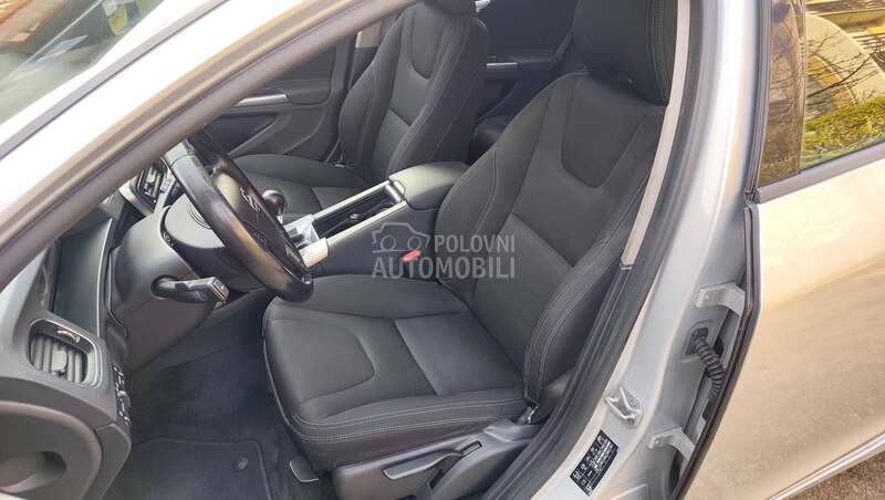 Volvo V60 1.6 D2