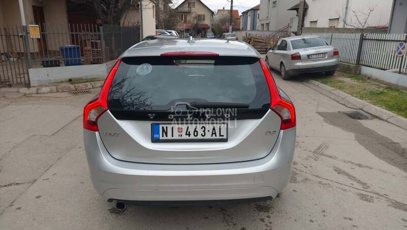 Volvo V60 1.6 D2