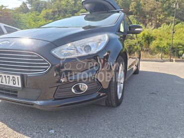 Ford S-Max 2.0 TDI TITANIUM