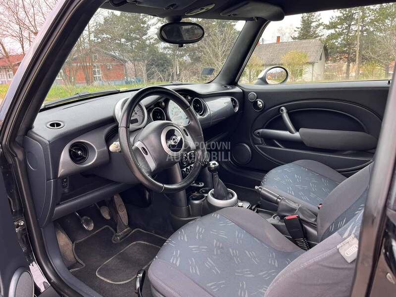 MINI Cooper 1.4 D