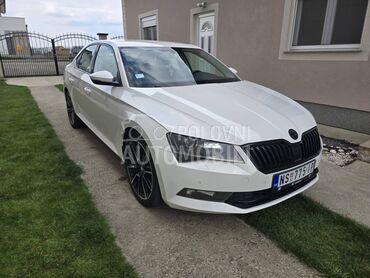 Škoda Superb DSG