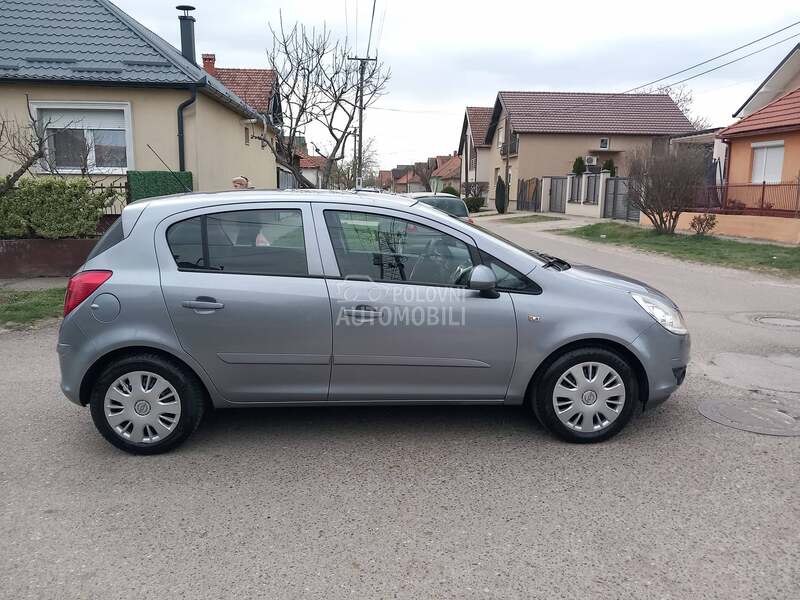 Opel Corsa D 