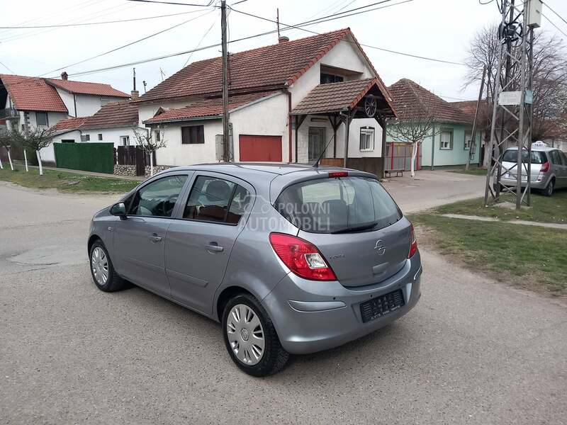 Opel Corsa D 