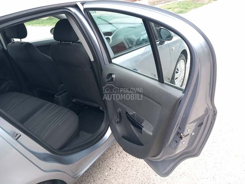 Opel Corsa D 