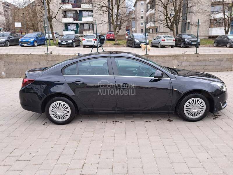 Opel Insignia 
