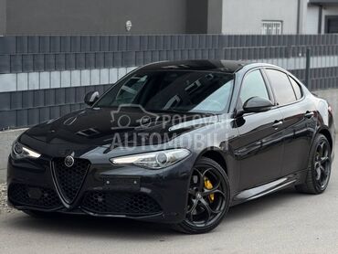 Alfa Romeo Giulia VELOCE/CH/CARBON