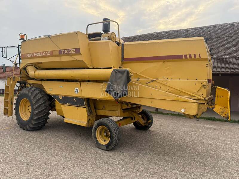 New Holland TX 32