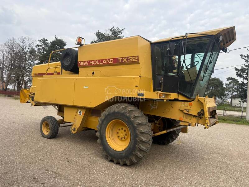 New Holland TX 32