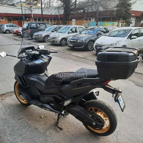 Honda Honda Forza 750