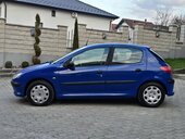 Peugeot 206 // 1.1B // T 0 P //