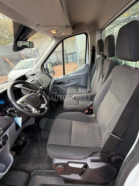 Ford Transit 4x4 Kran