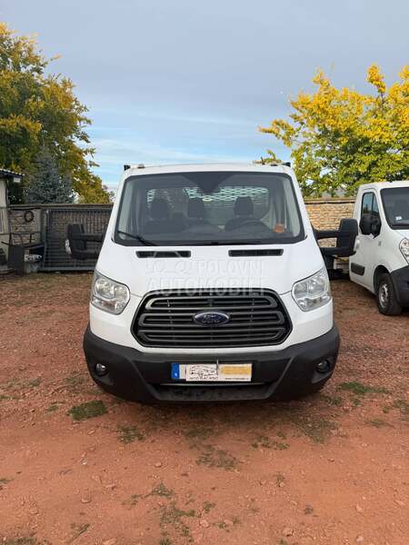 Ford Transit 4x4 Kran