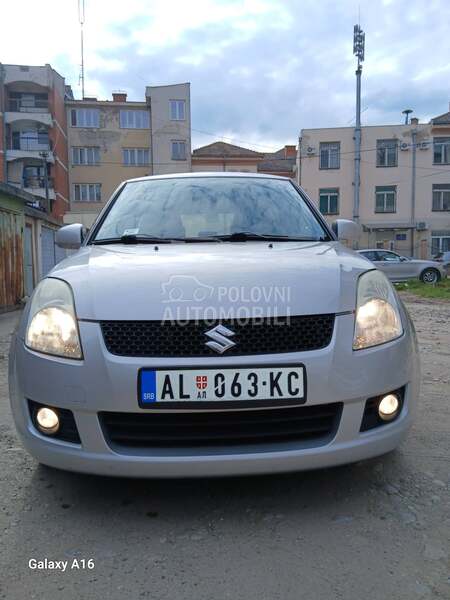 Suzuki Swift 