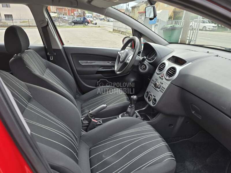 Opel Corsa D 1.2 16v