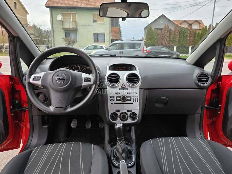 Opel Corsa D 1.2 16v