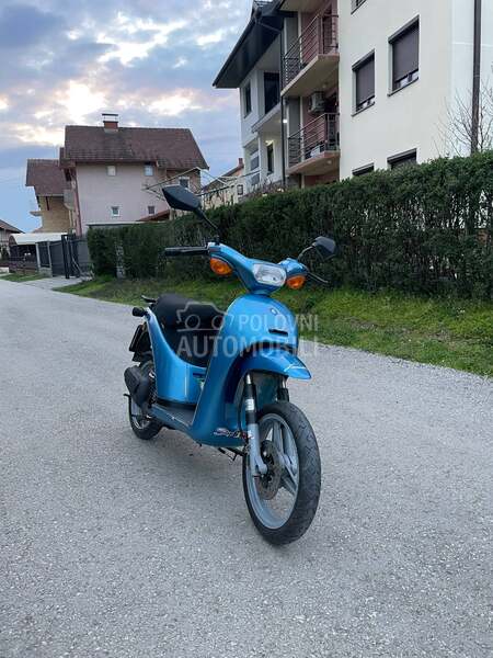 Piaggio free 50