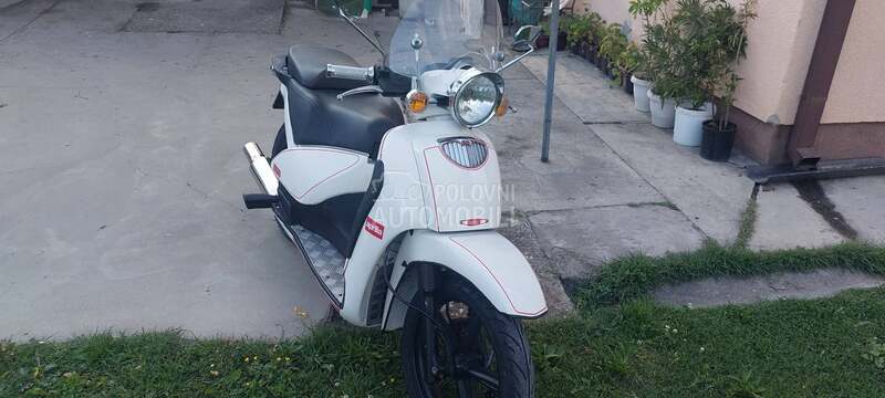 Aprilia scarabeo