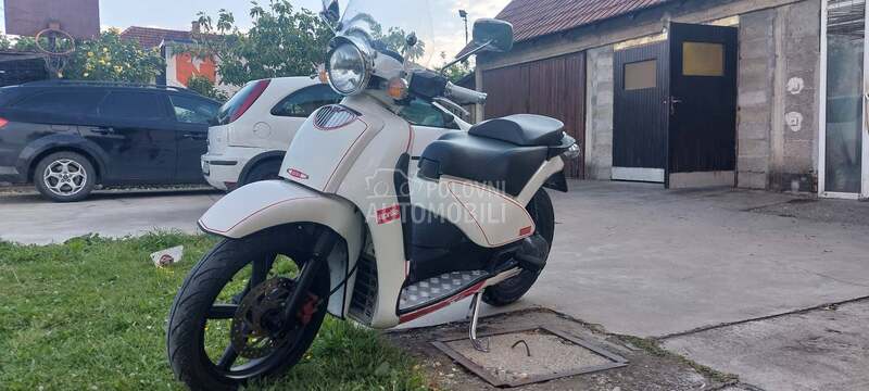 Aprilia scarabeo