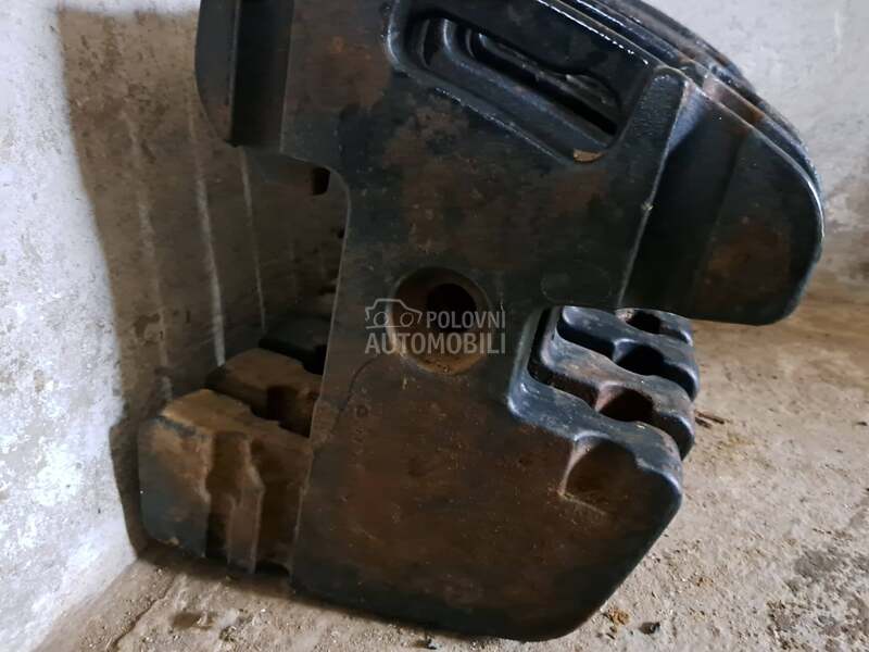 New Holland Tegovi 40 kg