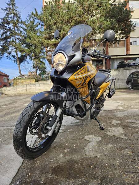 Honda Transalp xl700
