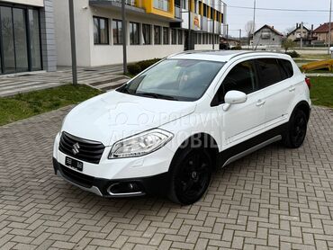 Suzuki SX4 S-Cross 1.6d/4x4/Pan/Nav/