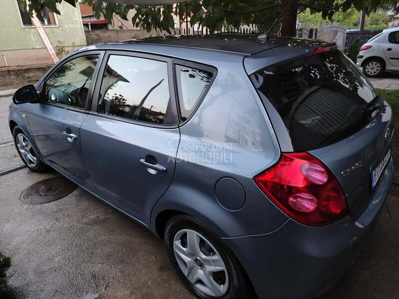 Kia cee`d 