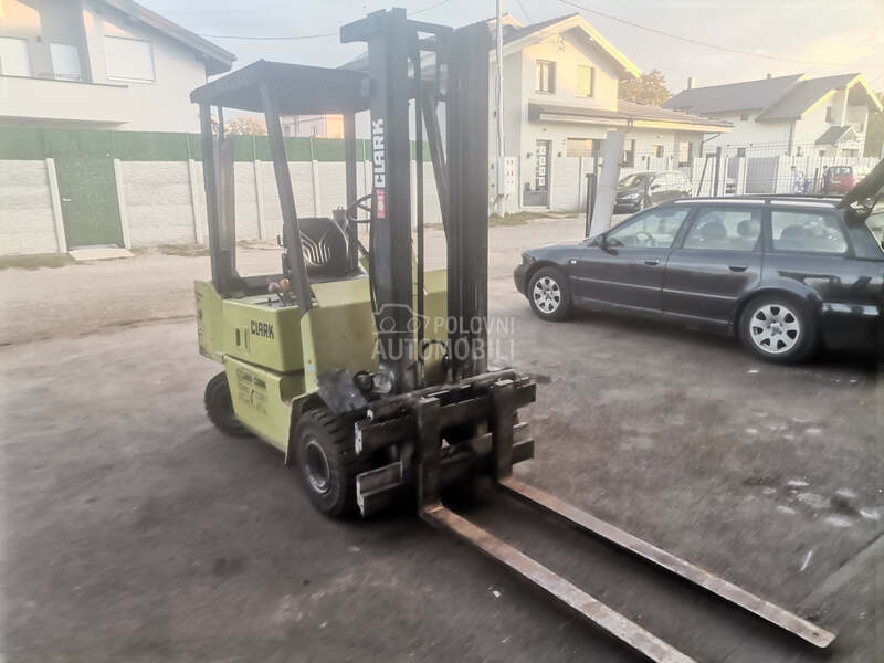 Clark viljuskar dizel 2t