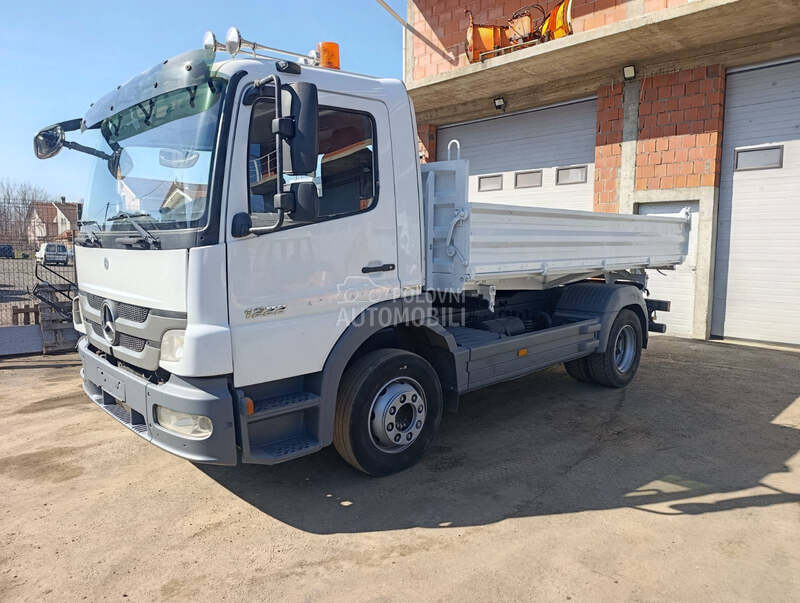 Mercedes Benz 1222  kiper