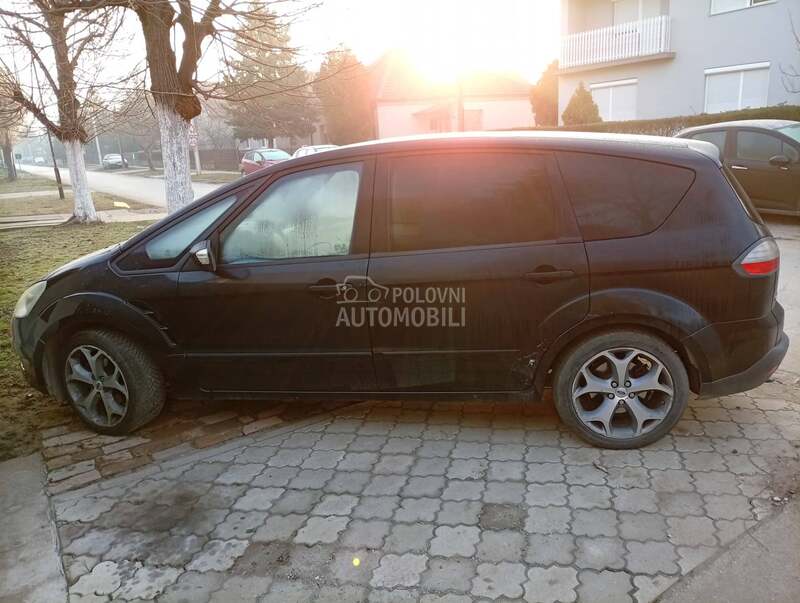 Ford S-Max 