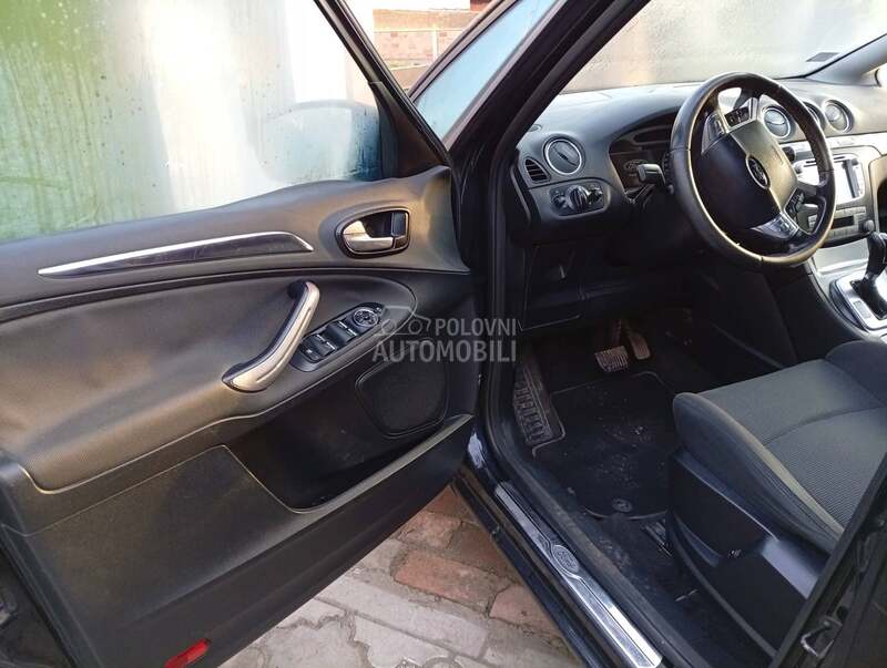 Ford S-Max 