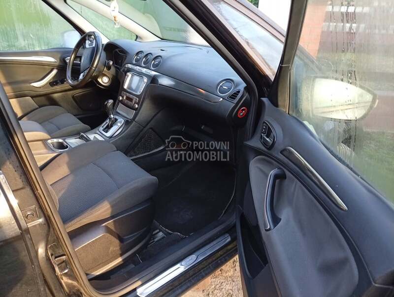 Ford S-Max 