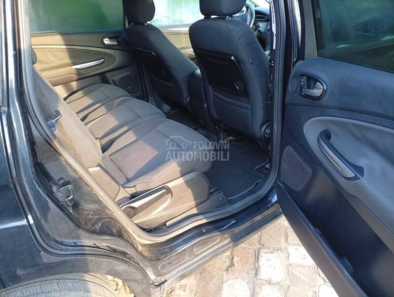 Ford S-Max 