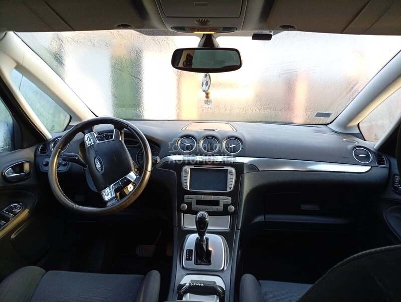 Ford S-Max 