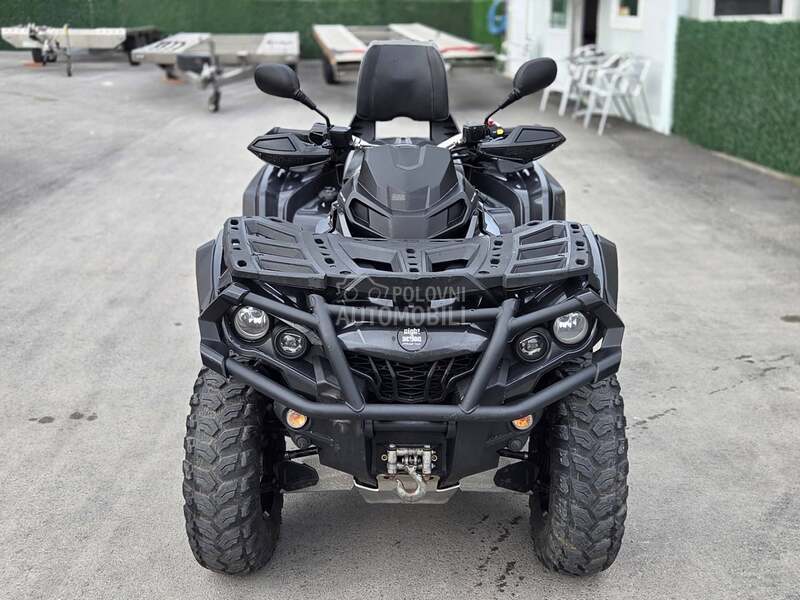 Can-Am Outlander 1000