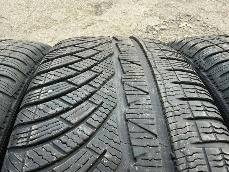 Michelin 245/45 R18 Zimska