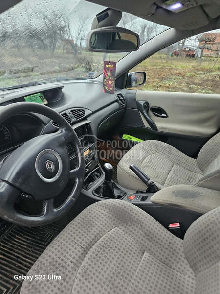 Renault Laguna 