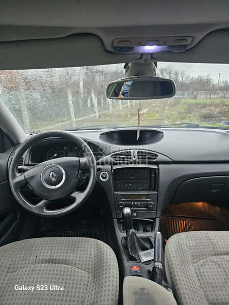 Renault Laguna 