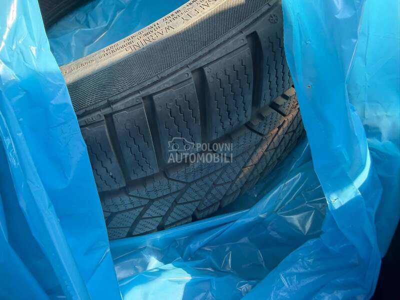 Continental 225/45 R18 Zimska