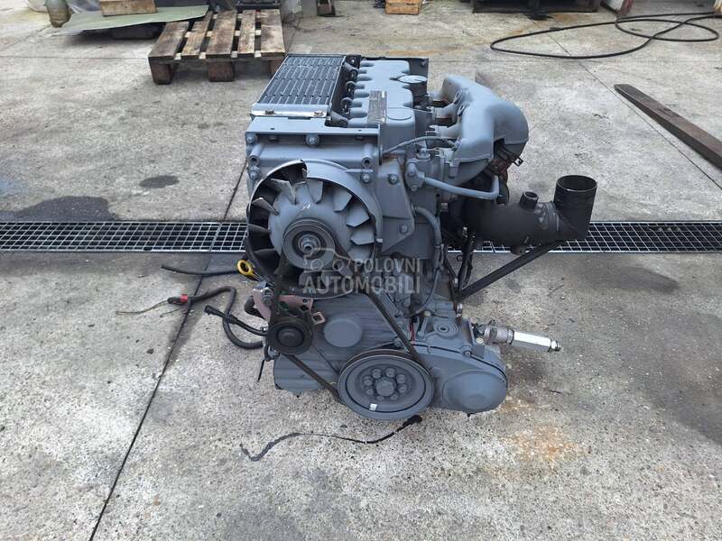 Motor DEUTZ BF 4L 2011 kompletan ispravan