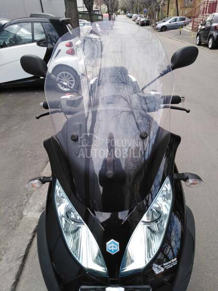 Piaggio MP3 500 B kategorija