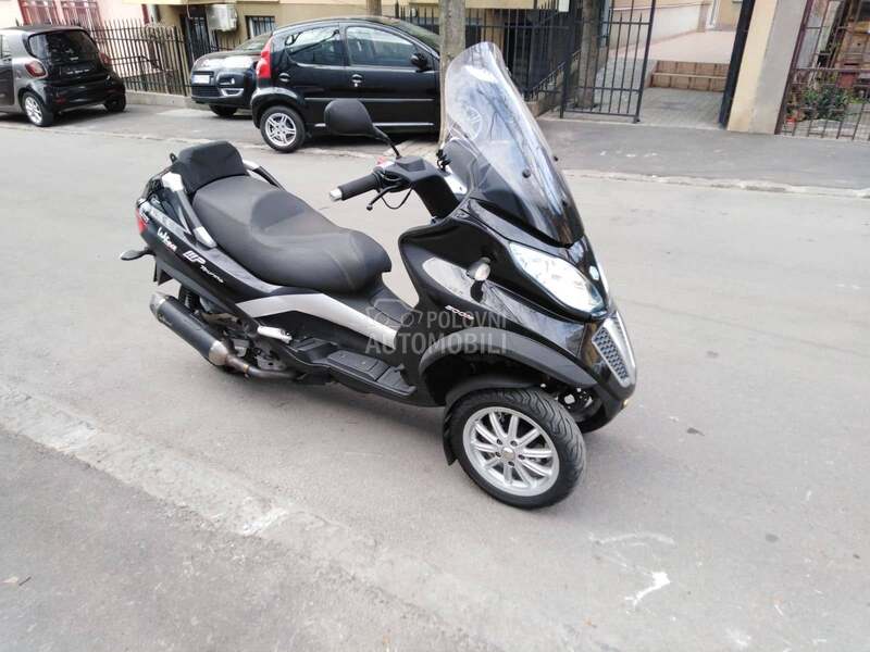 Piaggio MP3 500 B kategorija