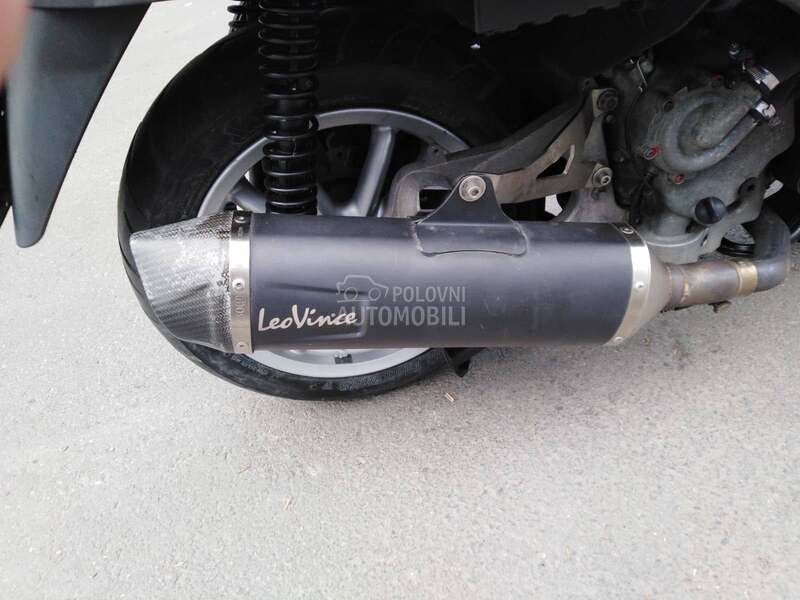 Piaggio MP3 500 B kategorija