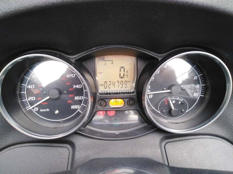 Piaggio MP3 500 B kategorija