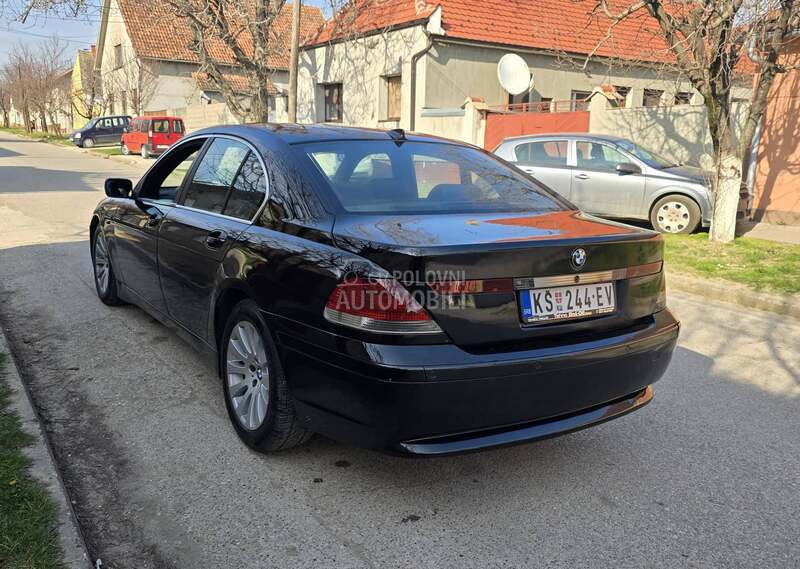 BMW 740 
